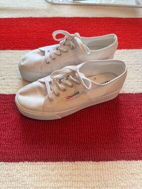 Superga White Low-Top Canvas Platform Sneaker